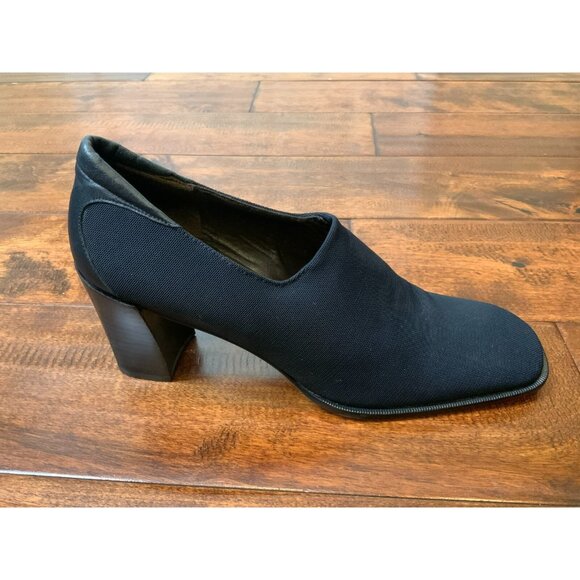 Donald J Pliner Navy Blue Square Toed Chunky Heels, Size 8 Narrow - Picture 1 of 9